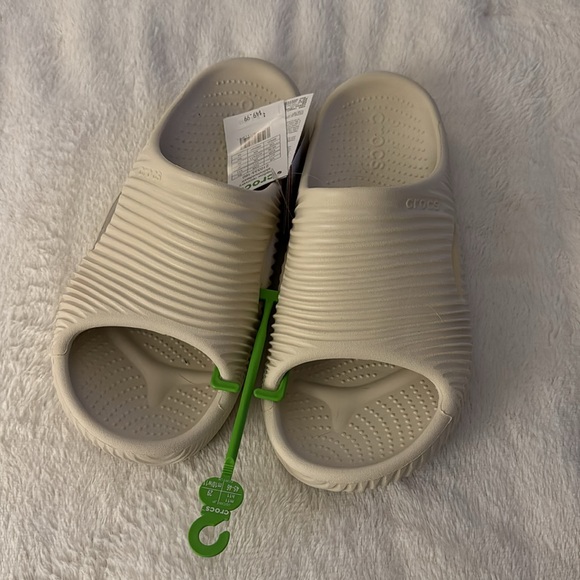 Crocs recovery slide - Picture 2 of 3